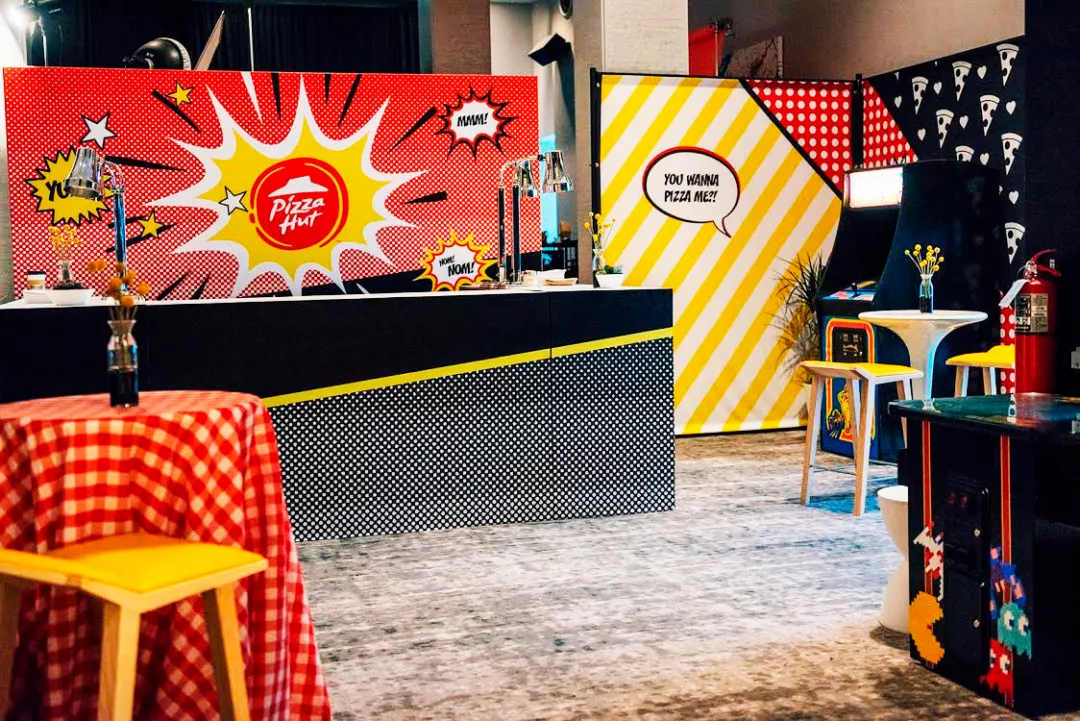 Blockout Fabric Banner | Custom Trade Show Graphics