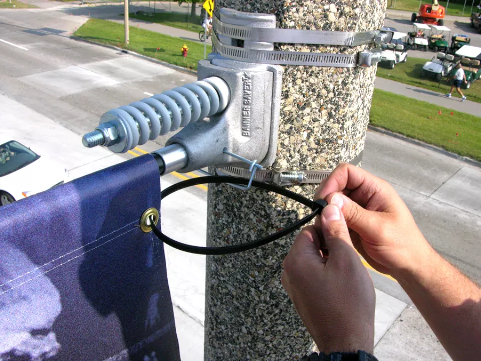 BannerSaver Installation Instructions | Installing Your BannerSaver Hardware