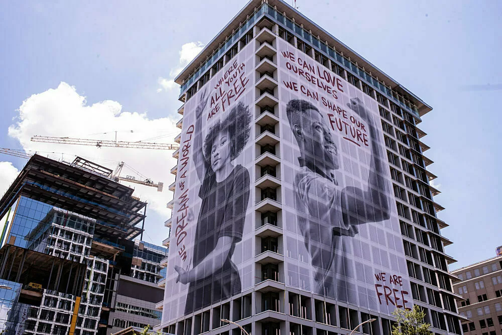 Giant Mesh Promotion | Large Format Banners