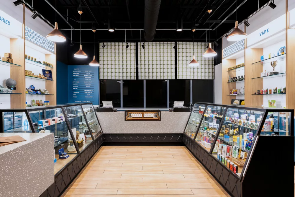 Custom Display Cases | Retail Fixtures