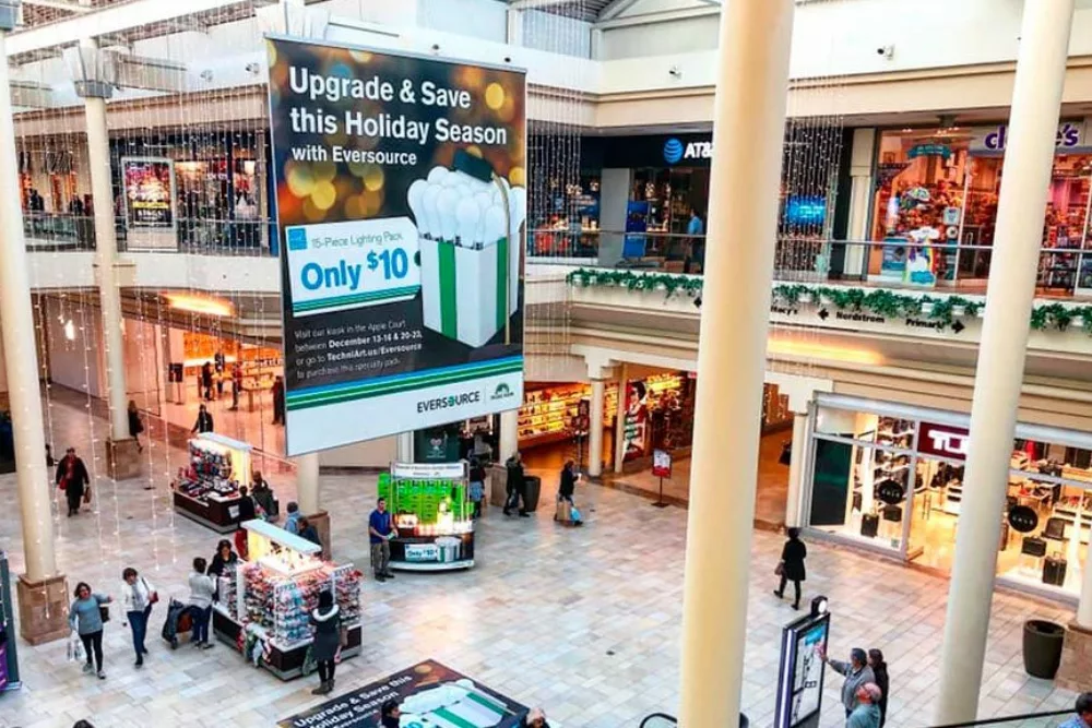 Automatic Hanging Banners | Easily Changeable Hanging Banners