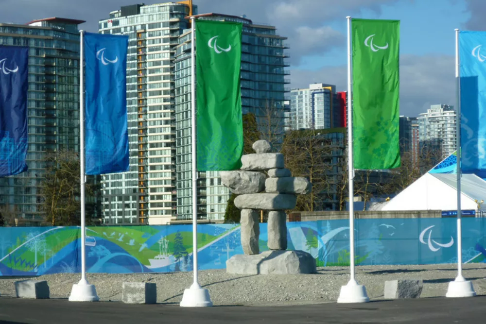 Rototop advertising flags