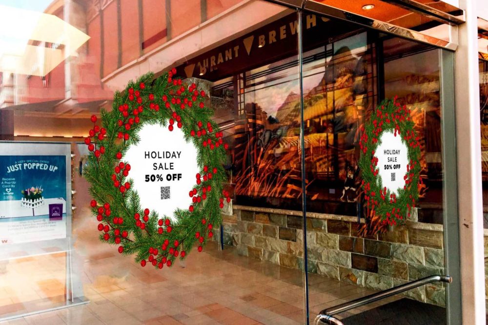 Holiday Retail Display Ideas 2 Window Decals Wreath