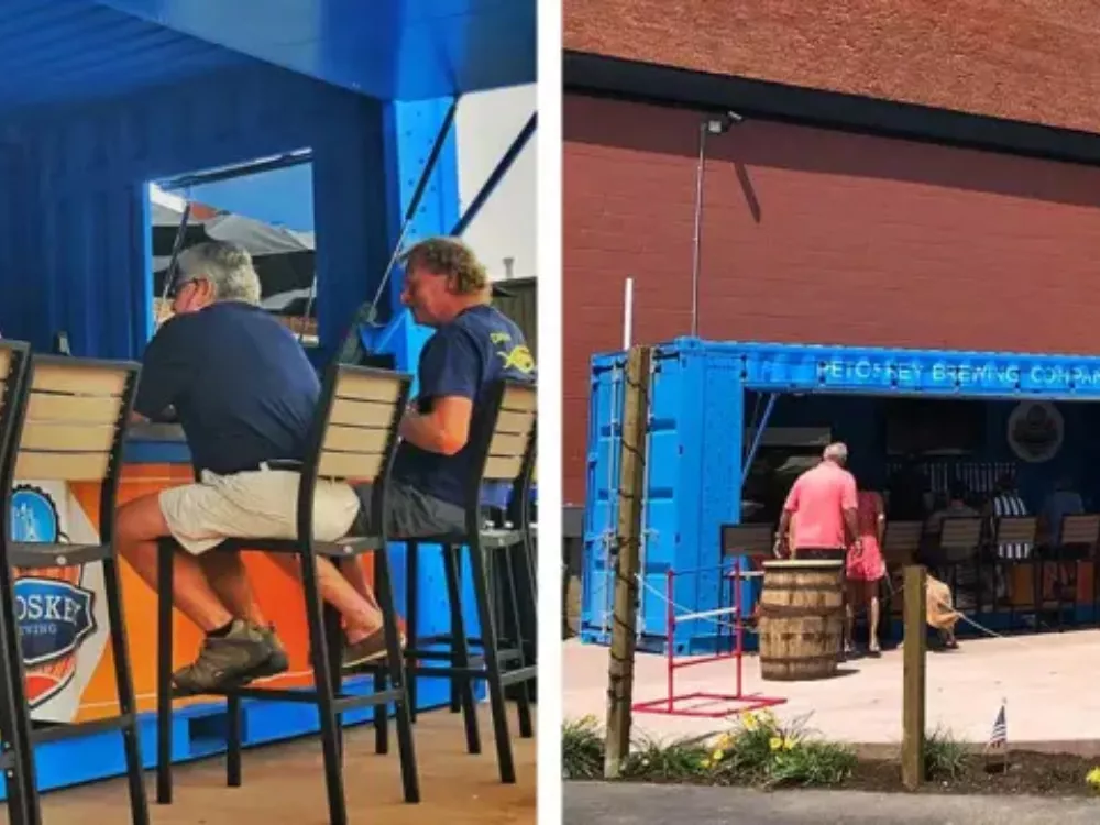 Custom Box Pop Bar with Outdoor Patio | Mobile Eatery