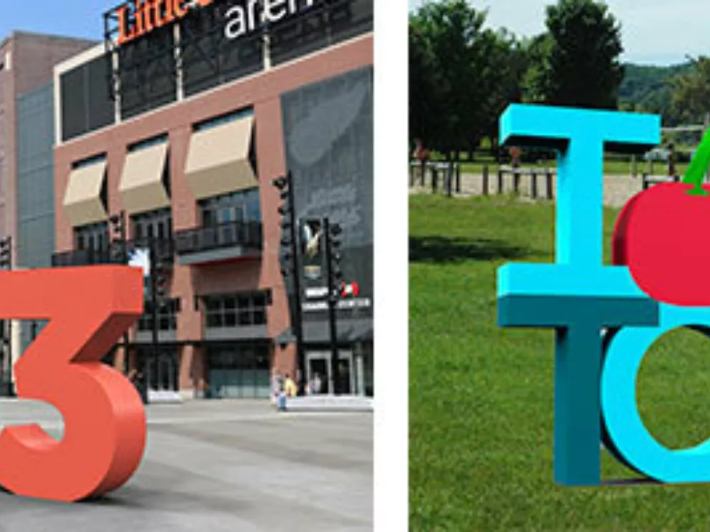 Mockup of Selfie Sign Ideas | Foam3D Examples