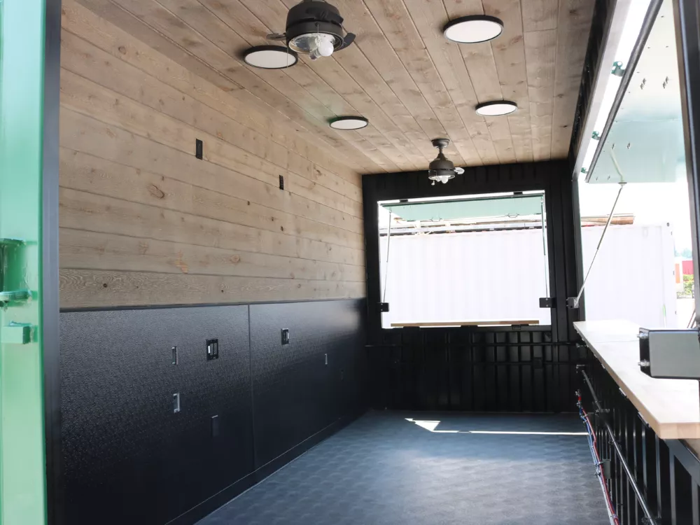 BoxPop Custom Shipping Containers | Interior View