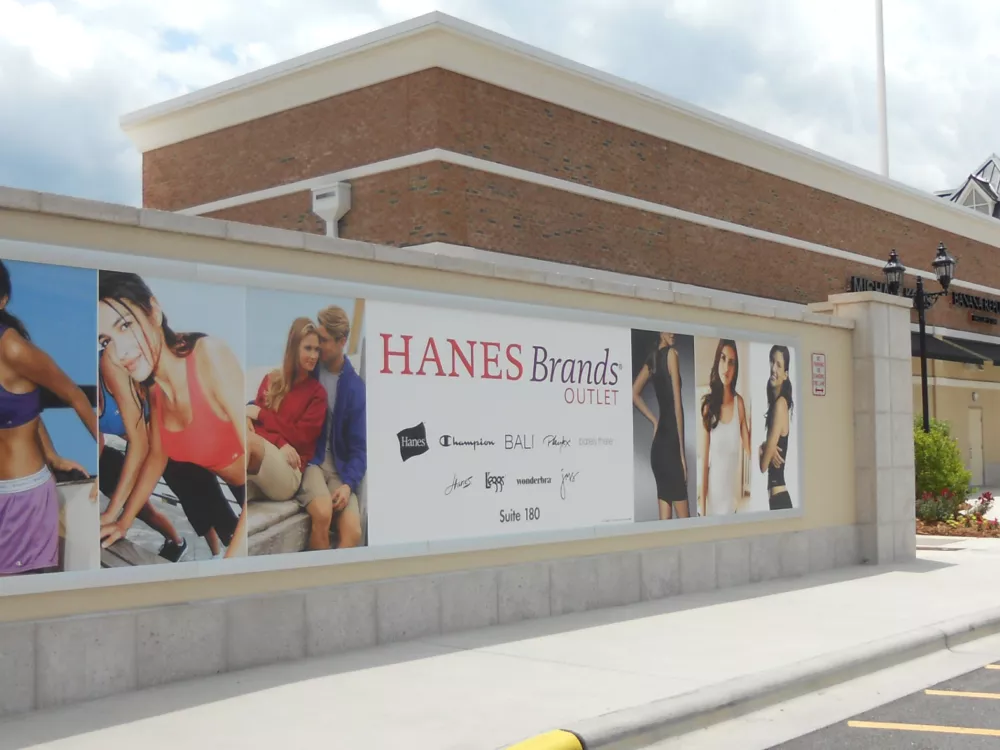 Hanes BannerStretch Frame