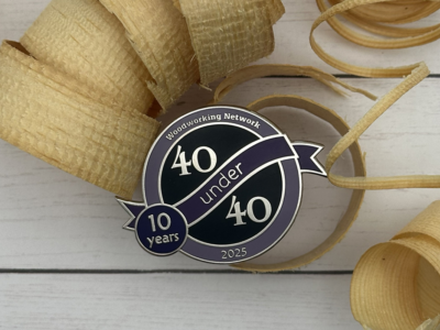 40 U40 2025 pin curl bkgd