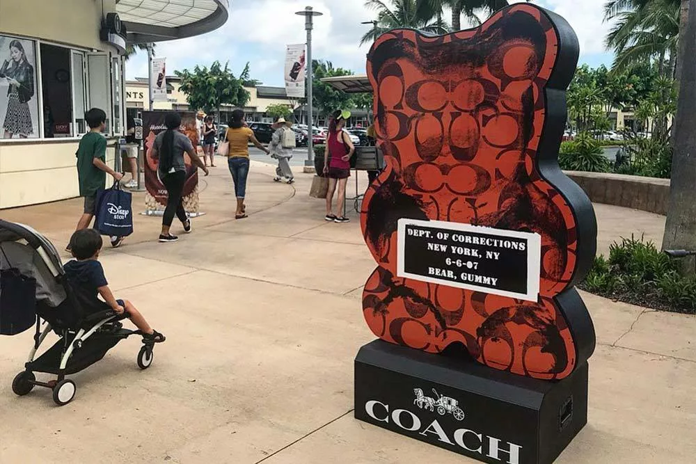 Outdoor Standee | 3D Mall Signage
