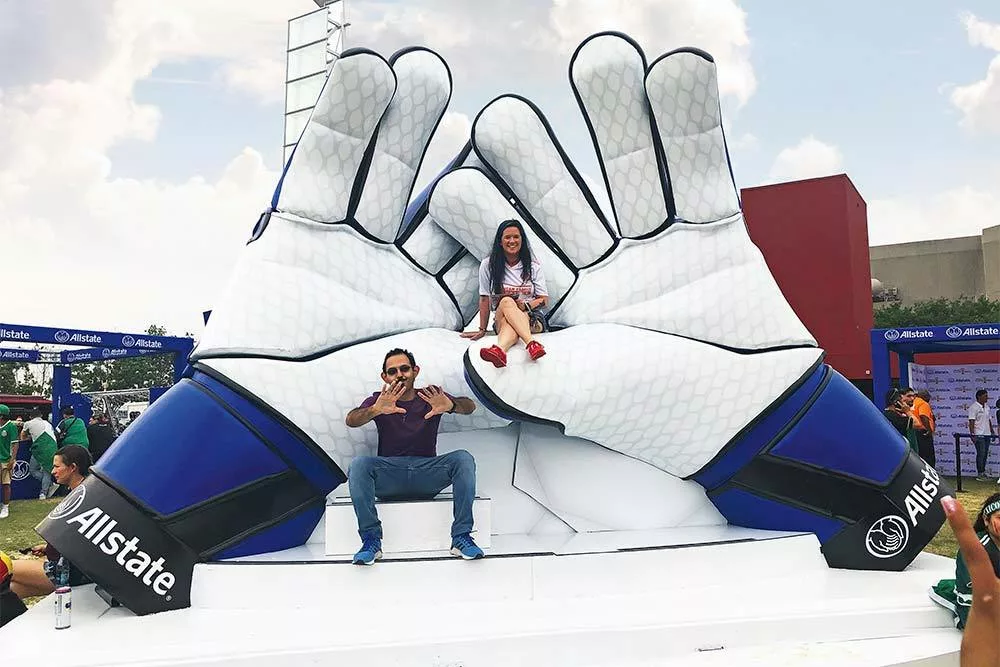 Custom Selfie Statue | Large Durable Props