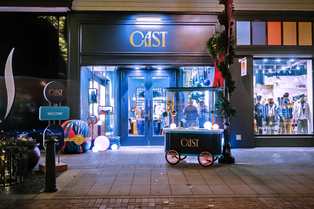 Luxury Retail Storefront | Custom Store Facade