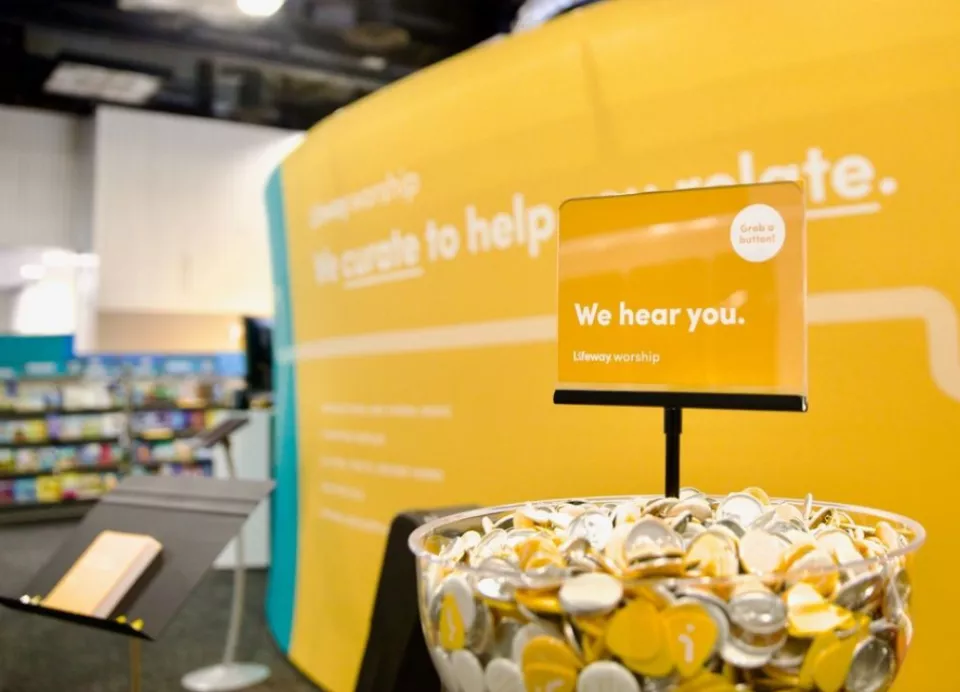 SEG Graphics | Silicone-Edged Banner Walls